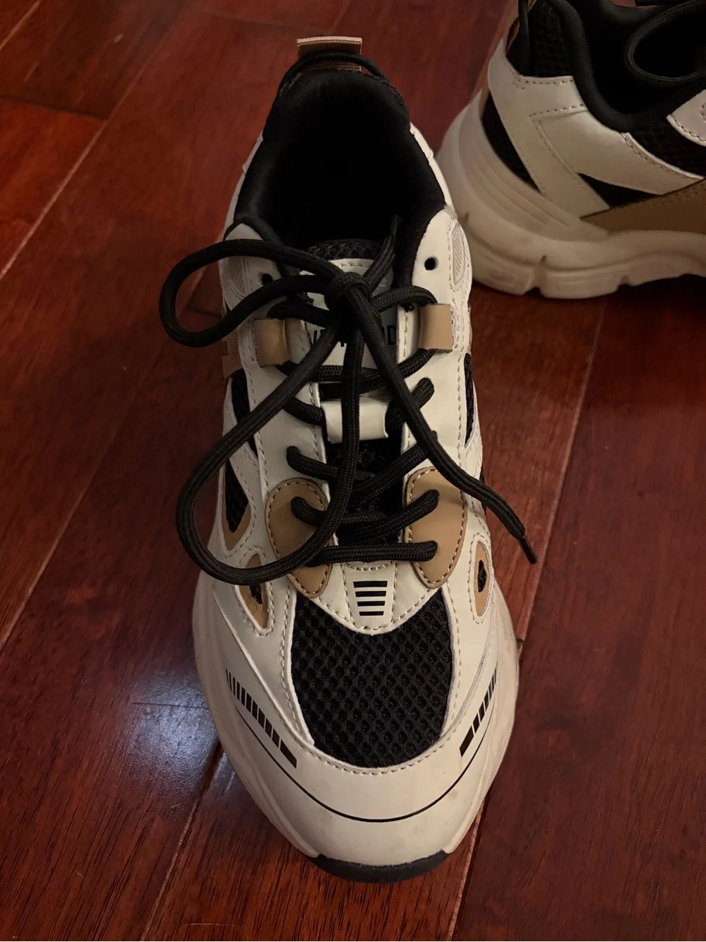 Steve Madden White Black Tan Chunky Athletic Sneakers